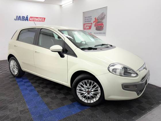 FIAT PUNTO 1.6 ESSENCE 16V FLEX 4P AUTOMATIZADO FIAT PUNTO 1.6 ESSENCE 16V FLEX 4P AUTOMATIZADO
